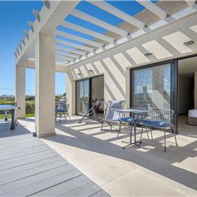 5 bedroom luxury seaside villa with indoor & outdoor pool, near Acharavi, sleeps 10